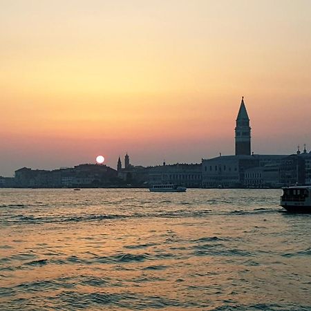 Large Top 3 Rooms Flat Central Rialto Venedig Værelse billede